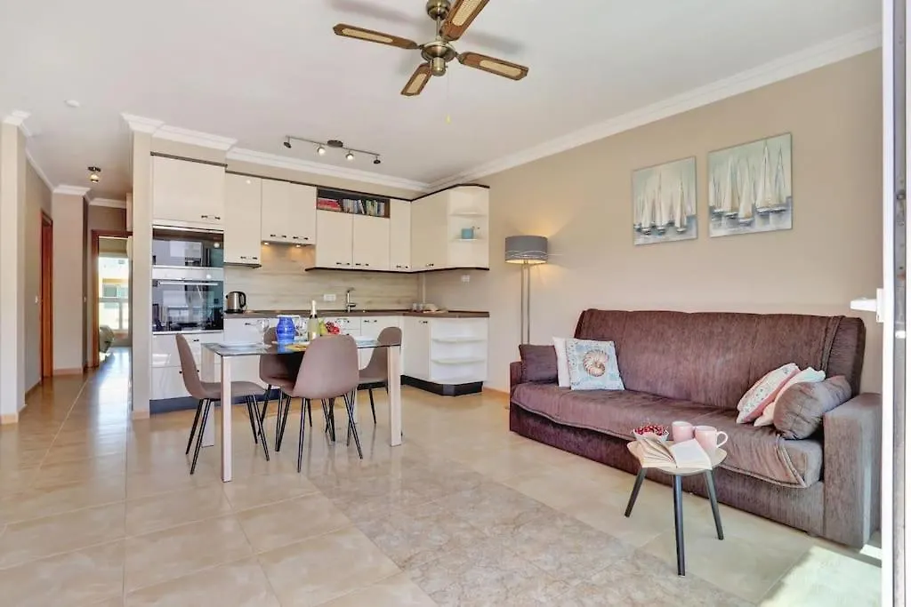 La Concha Beach Apartments With Pool For Kids! El Cotillo